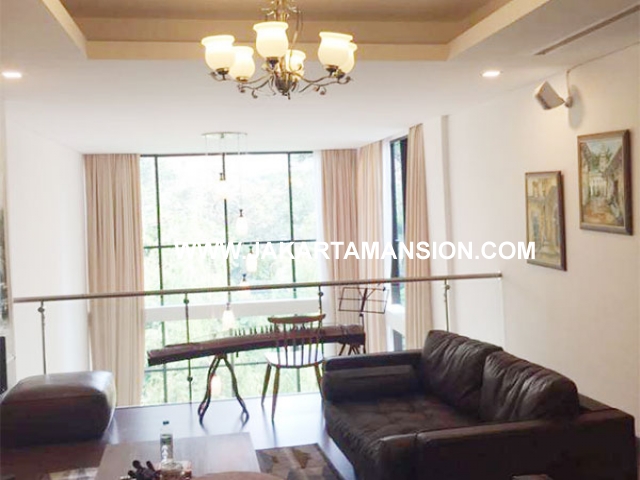 AR604 Apartement Pakubuwono House Residence Townhouse 3 lantai Dijual For Sale