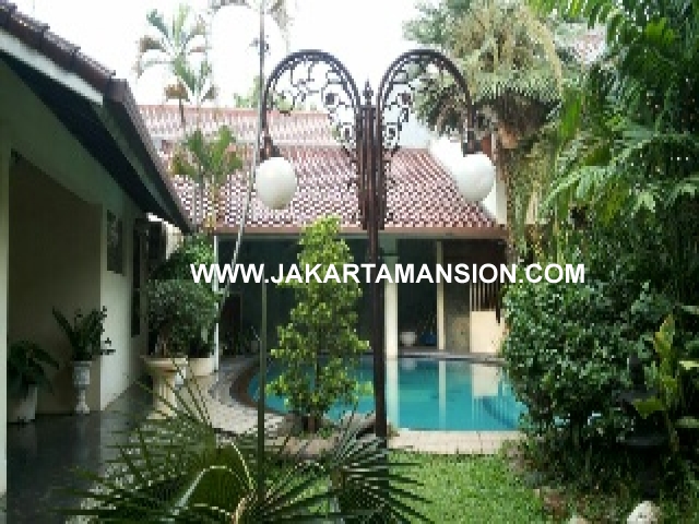 HS623 Rumah Jalan Malang Menteng Dijual Murah House For Sale