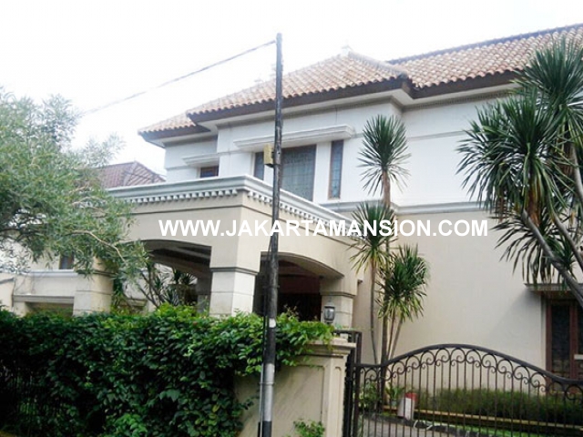 HS643 Rumah Jalan Dharmawangsa dekat Brawijaya Kebayoran Baru Dijual Murah