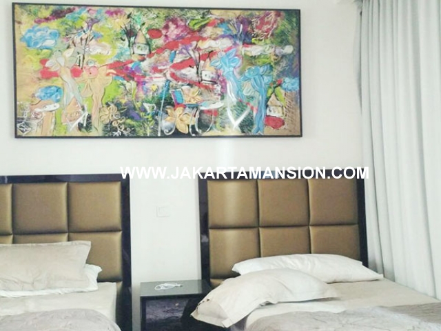 AS689 Apartement Pakubuwono House private pool 3 lantai dijual murah