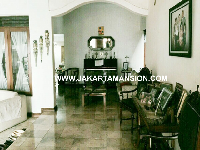 HS690 Rumah Jalan Tulodong SCBD Senopati Dijual Murah Jarang Ada