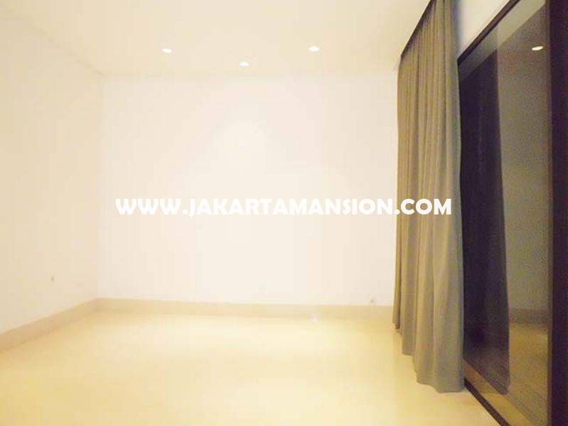 HR746 House for rent at Brawijaya