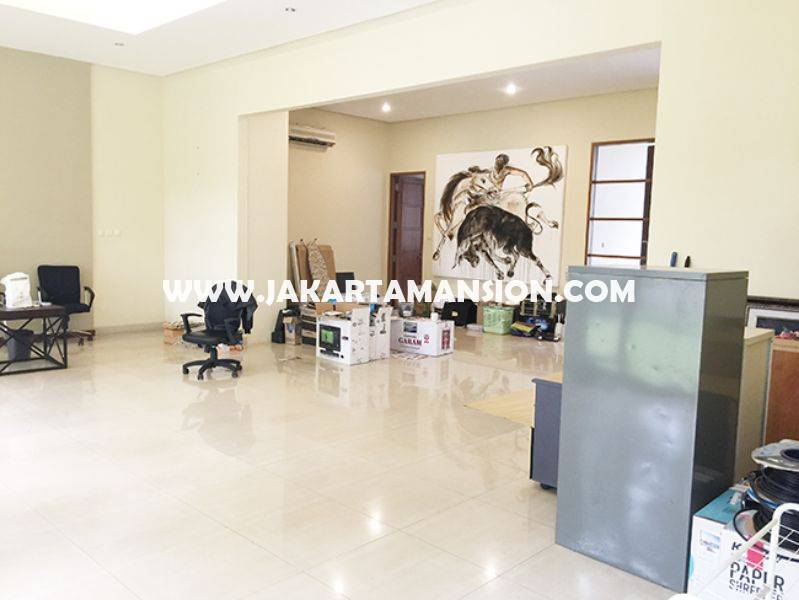 HR747 House for Lease Rent Sewa at Senopati Kebayoran Baru