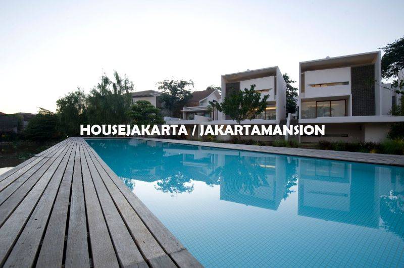 HR766 Compound for rent at Jati Padang South Jakarta