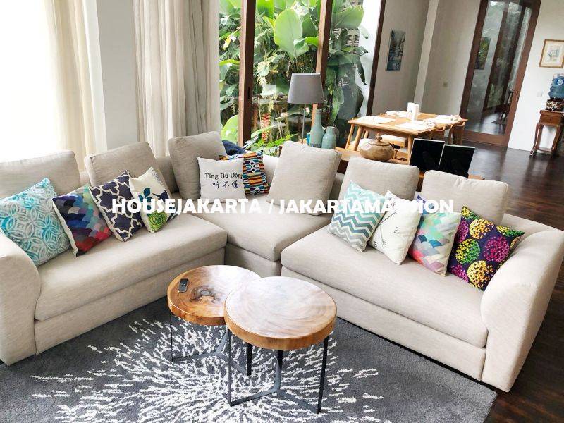 HR766 Compound for rent at Jati Padang South Jakarta