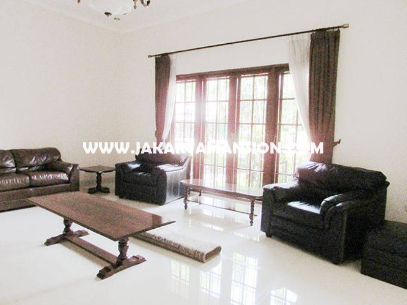 HR778 House for rent sewa lease at Senayan (Kebayoran Baru) 