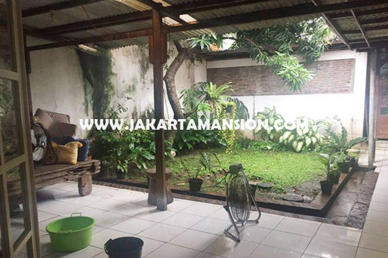 HS794 Rumah jalan Wijaya 7 Kebayoran Baru dekat Senopati Jakarta Selatan Dijual Murah