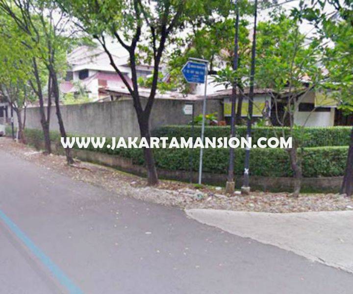 HS846 Rumah tua jalan Hang jebat Kebayoran baru dijual murah hitung tanah