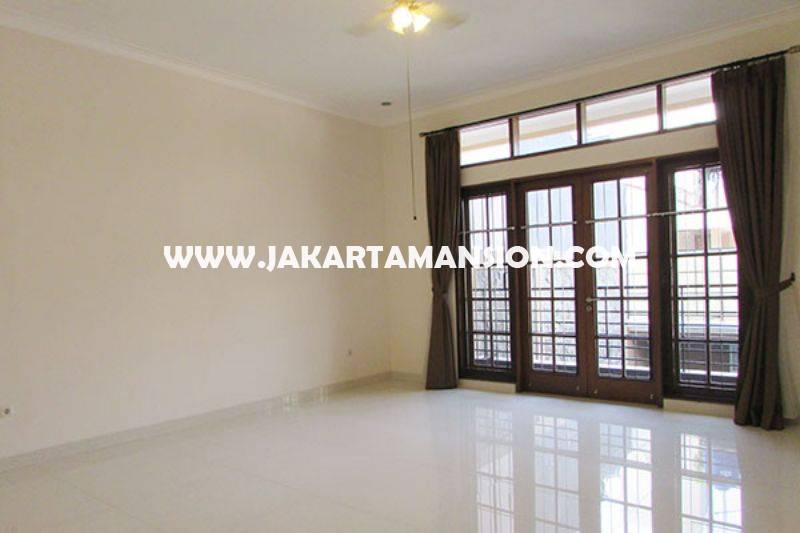 HS886 Rumah Jalan Kusuma atmadja Menteng Dijual Murah hitung tanah kotak Golongan C