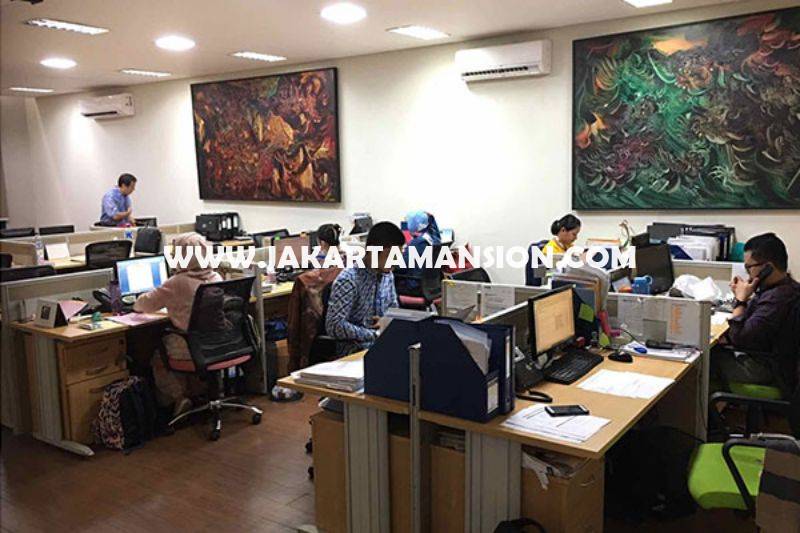 OS939 Gedung kantor 3 lantai Bendungan Hilir dekat Jalan Sudirman Gatot Subroto Dijual Murah