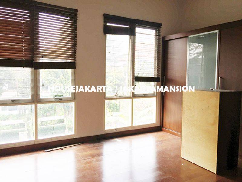 HR954 House for rent sewa lease at Pondok Indah