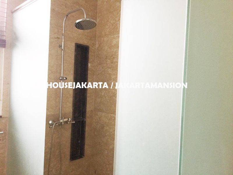 HR954 House for rent sewa lease at Pondok Indah