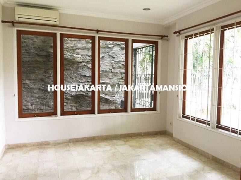 HR956 House for rent sewa lease at Pondok Indah