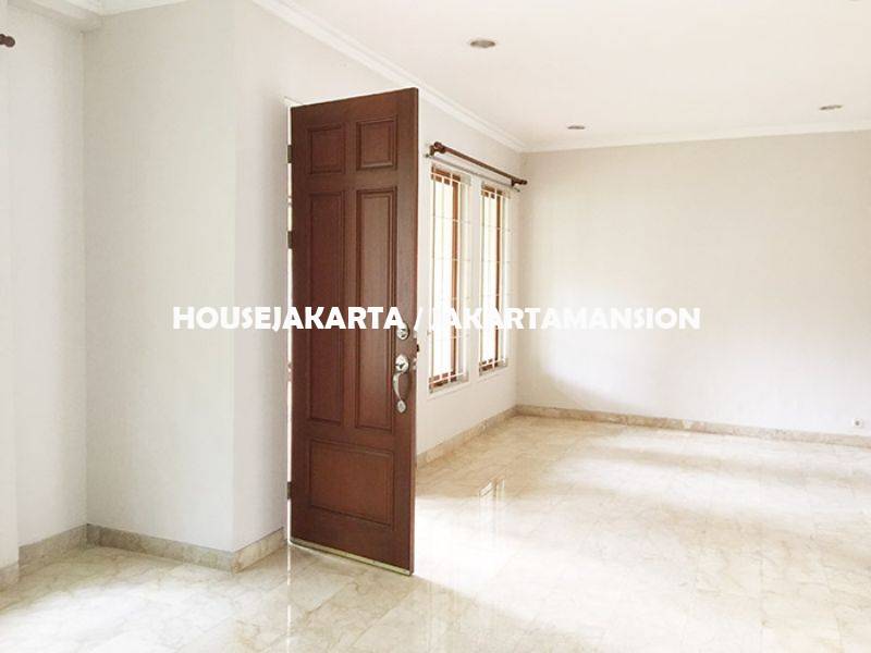 HR956 House for rent sewa lease at Pondok Indah
