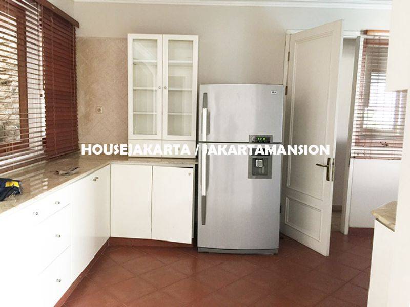 HR956 House for rent sewa lease at Pondok Indah