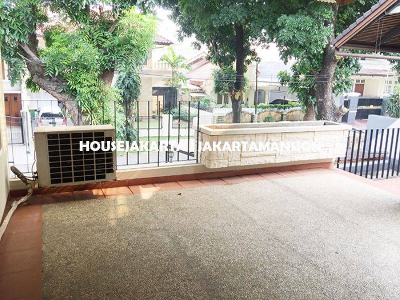 HR956 House for rent sewa lease at Pondok Indah