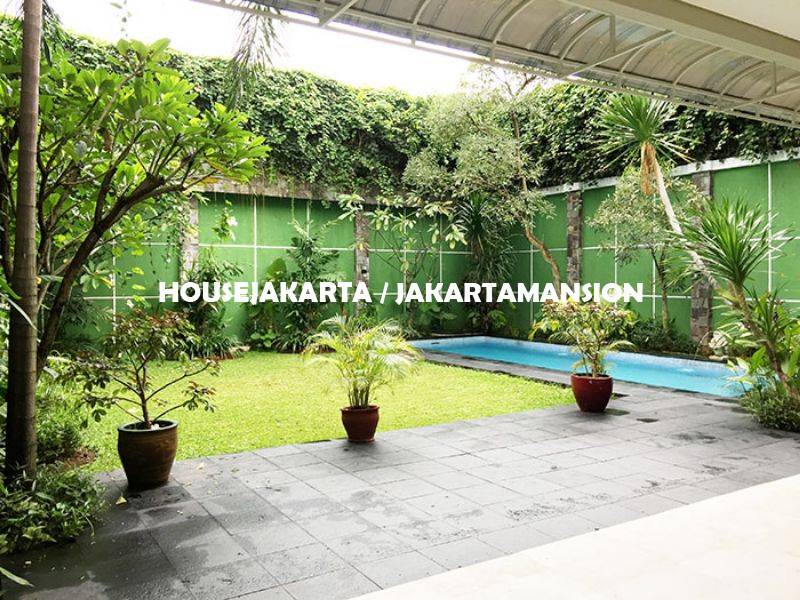 HR957 Compound for rent lease sewa at Kemang