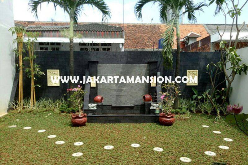 HS986 Rumah Bagus 2 lantai jalan Prapanca kebayoran Baru Dijual Murah