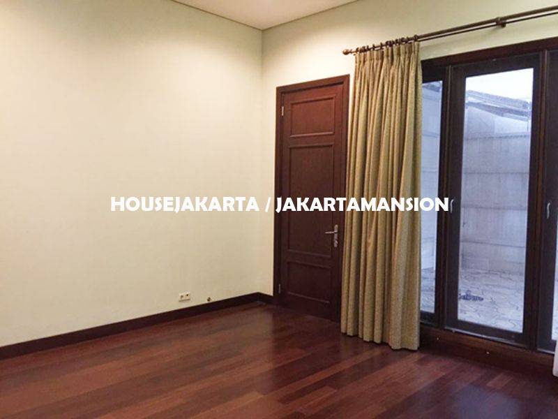 HR998 House for Rent Sewa Lease at Pondok indah 