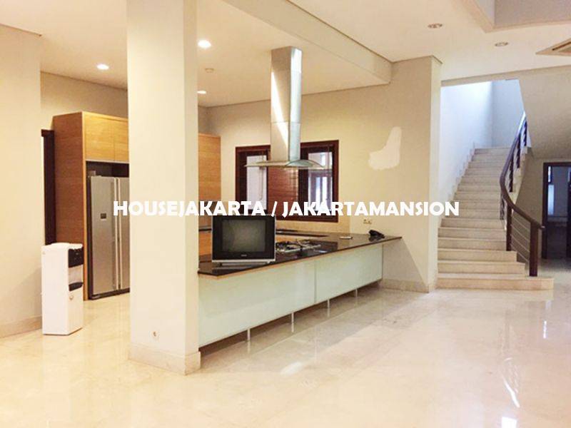 HR998 House for Rent Sewa Lease at Pondok indah 