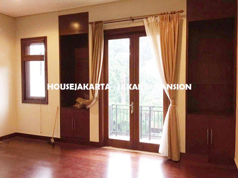 HR998 House for Rent Sewa Lease at Pondok indah 